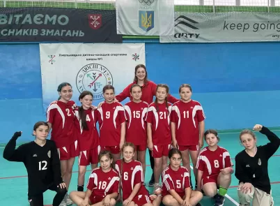 Юні гандболістки Тернополя здобувають досвід та бронзу!